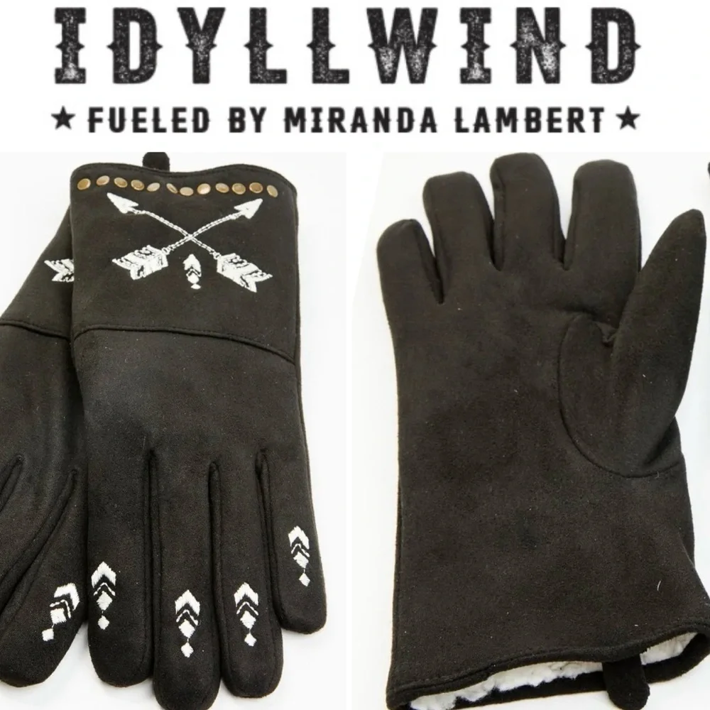 IDYLLWIND HALEY CROSS ARROW GLOVES Faux Suede Gloves w/ White Embroidered Arrows